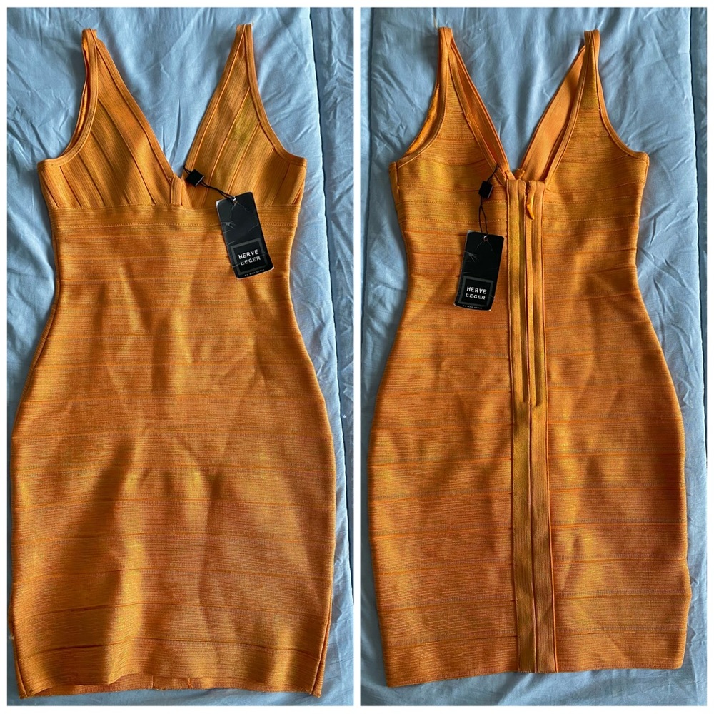 HERVELEGER - orange knit
dress rayon
Size - Small